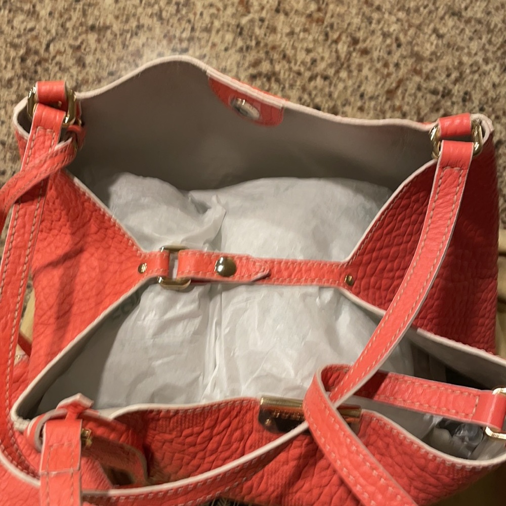 Burberry Signature Grain Check Canterbury Tote - Picture 10 of 16